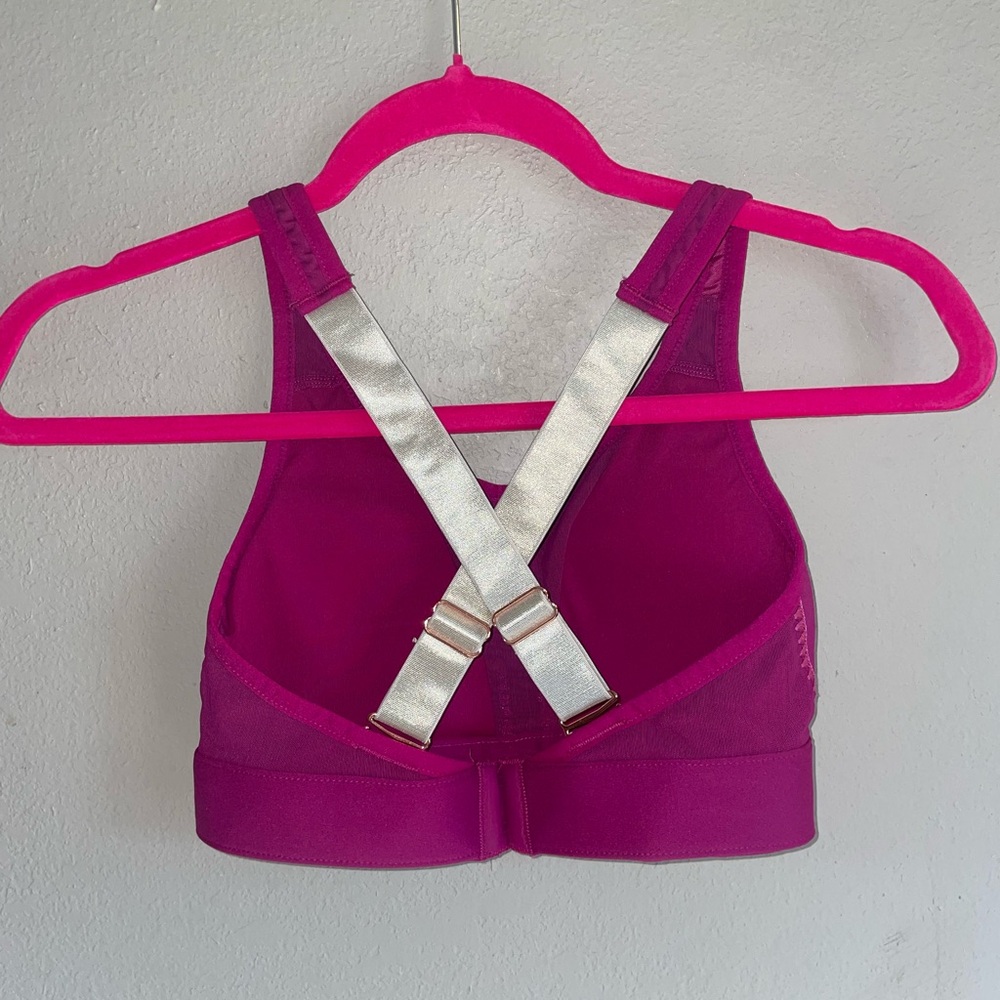 Fabletics Sports Bra - Picture 2 of 2